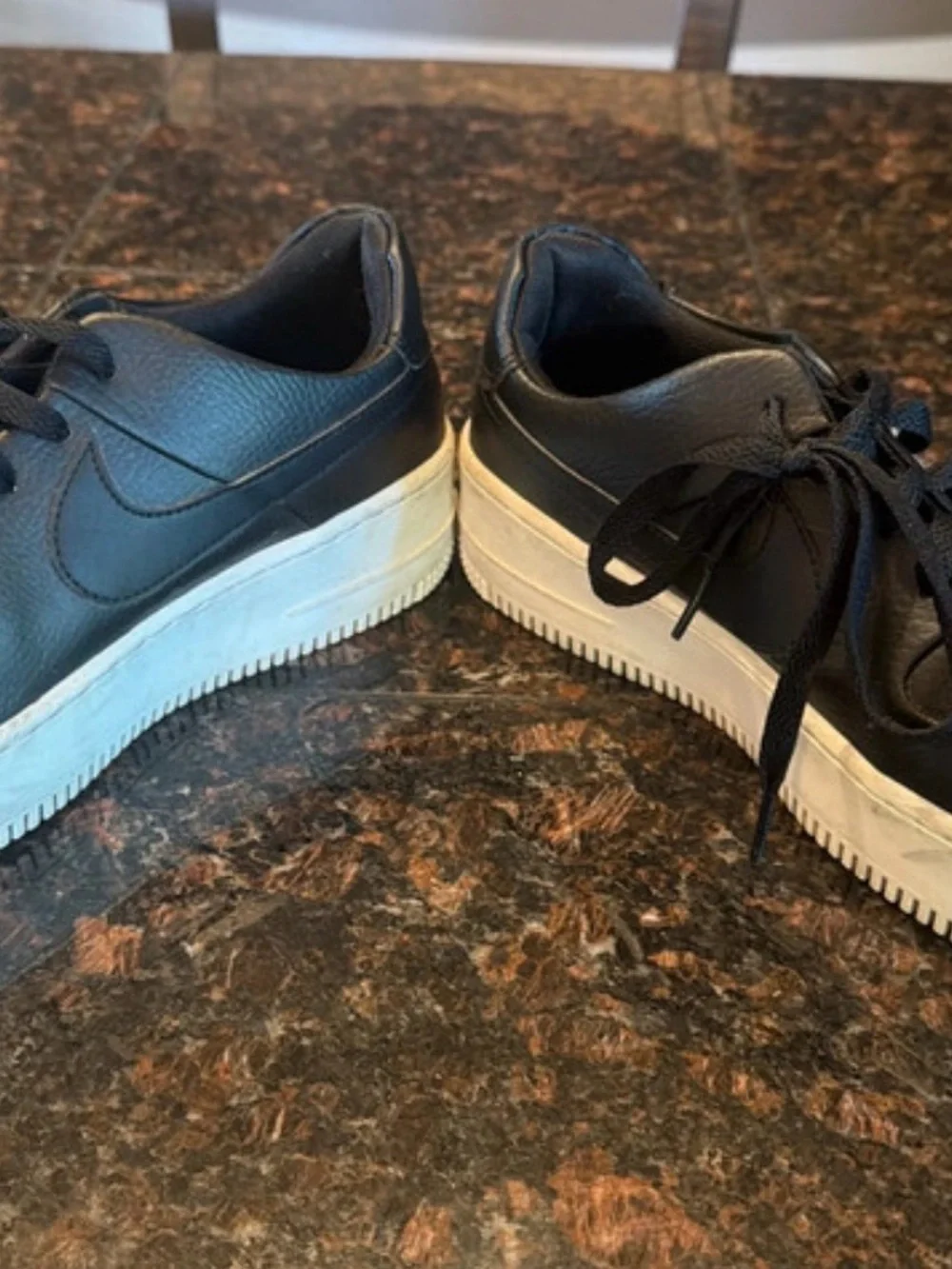 Nike Black Leather Women's Low-Top Sneakers with White Platform Sole SAGE AF1